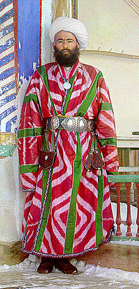 Туземный чиновник в Бухаре (узбек) 3.jpg